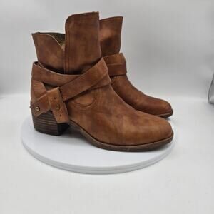 UGG Elora Chestnut Leather Strappy Riding Ankle Boots Western Camel Size 6.5